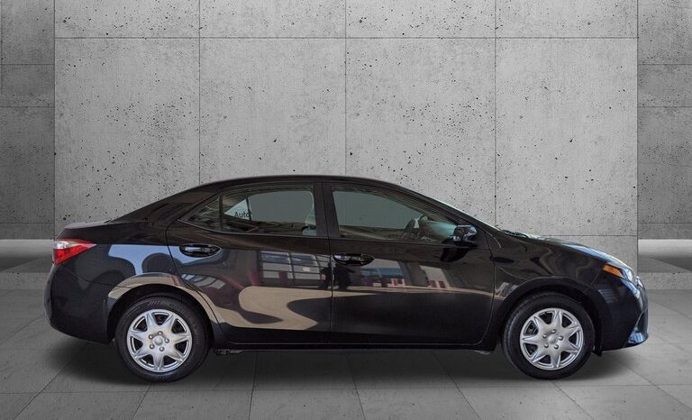 2015 Toyota Corolla LE Plus full