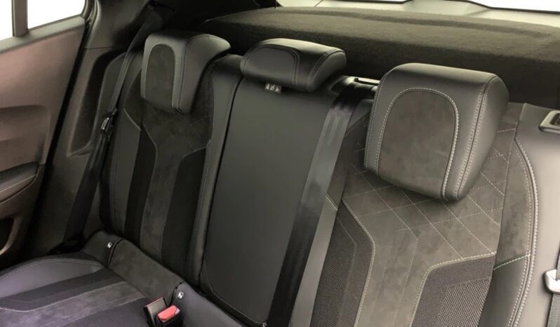 2021 – Peugeot 2008 GT full