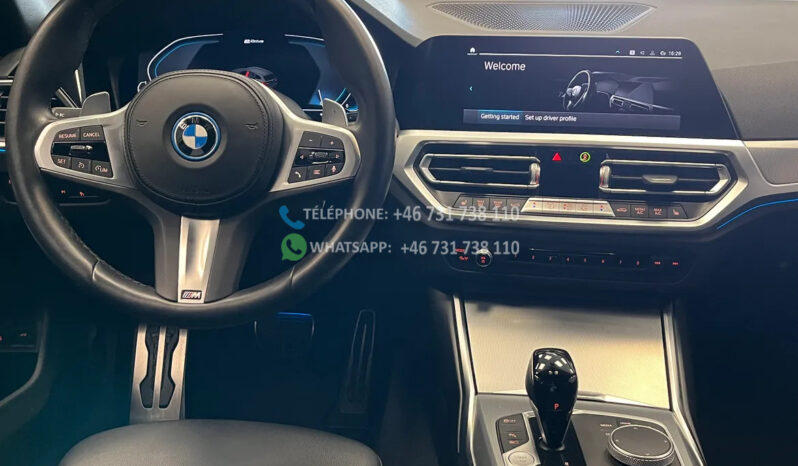 BMW 330e xDrive* 2022 full