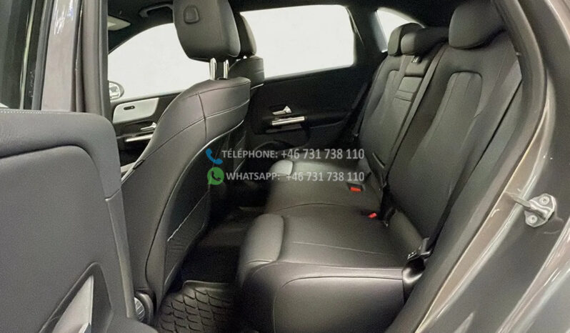 Mercedes-Benz B 180* 2020 full