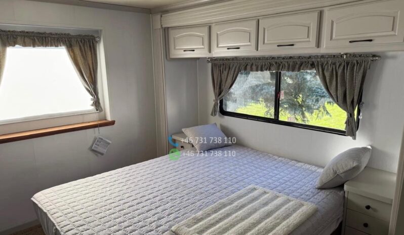 Ford COACHMAN*2018 full