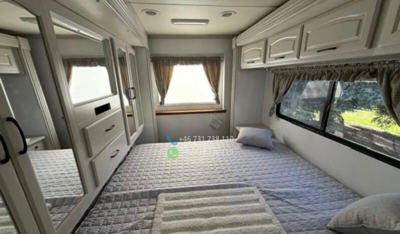 Ford COACHMAN*2018 full