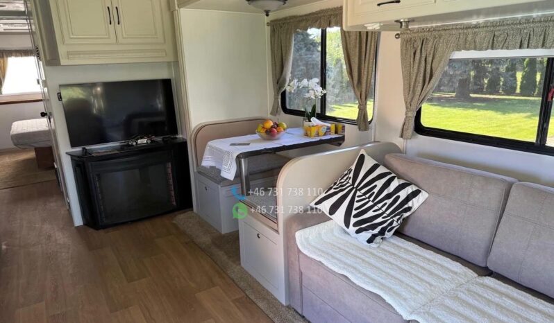 Ford COACHMAN*2018 full