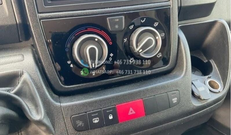 Fiat Ducato Lumière du soleil T67*2016 full