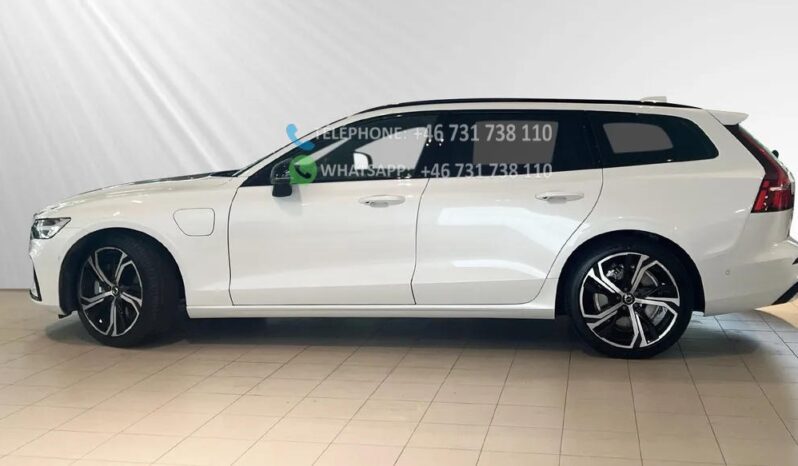 Volvo V60 T6 Plus Dark Edition N/B 360 HEAD UP DRAG* 2025 full
