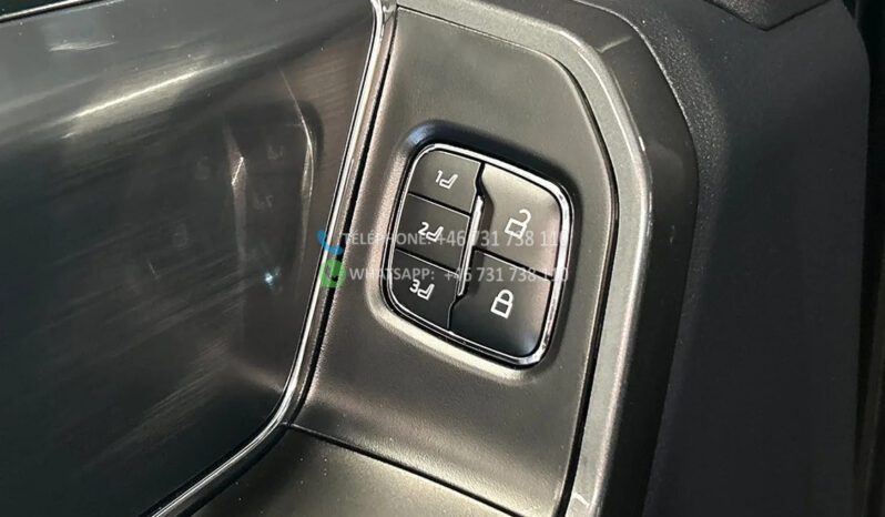 Ford F-150 SuperCrew 5.0 V8 Lariat Black Edition 406 Ch* 2023 full