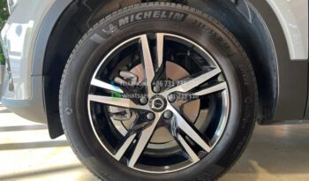 Volvo XC40 B4 FWD* 2025 full