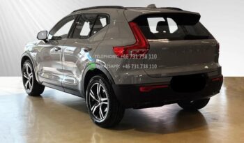 Volvo XC40 B4 FWD* 2025 full