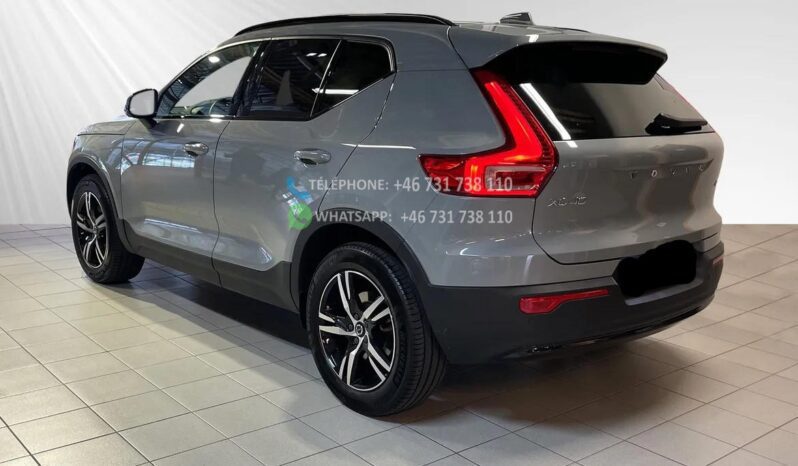 Volvo XC40 B4 FWD* SUV 2025 full
