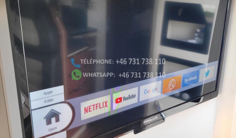 Adria Coral Supreme S690SC* 2017 full