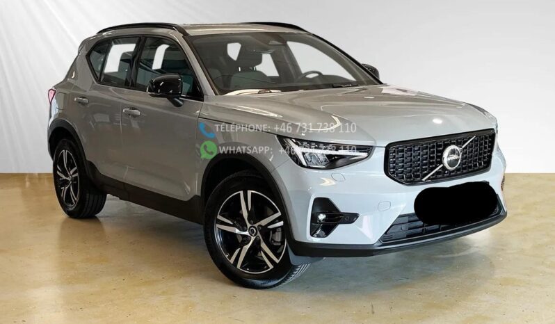 Volvo XC40 B4 FWD* 2025 full