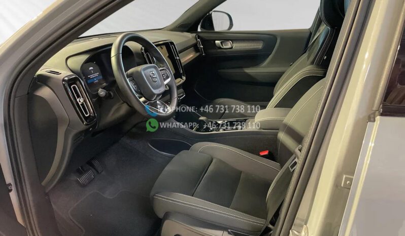 Volvo XC40 B4 FWD* SUV 2025 full