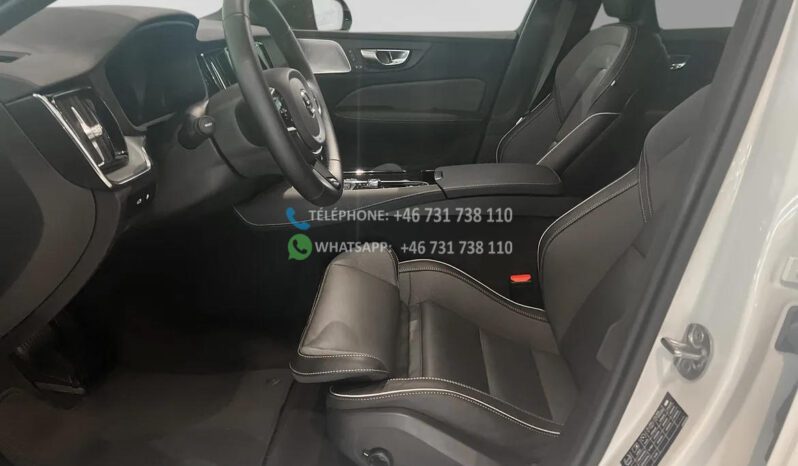 Volvo V60 T6 Plus Dark Edition N/B 360 HEAD UP DRAG* 2025 full