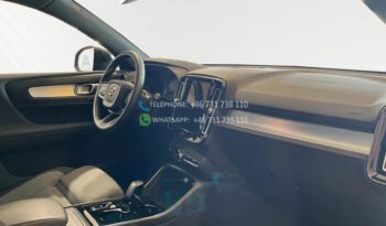 Volvo XC40 B4 FWD* 2025 full