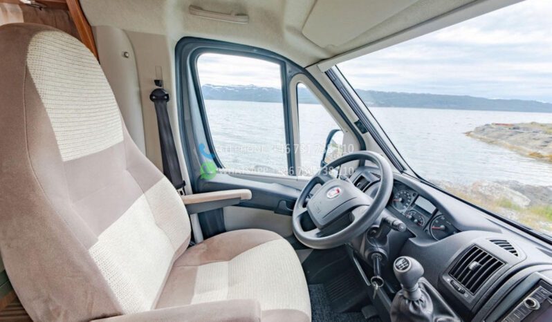 Adria Coral 670 SLT* 2013 full