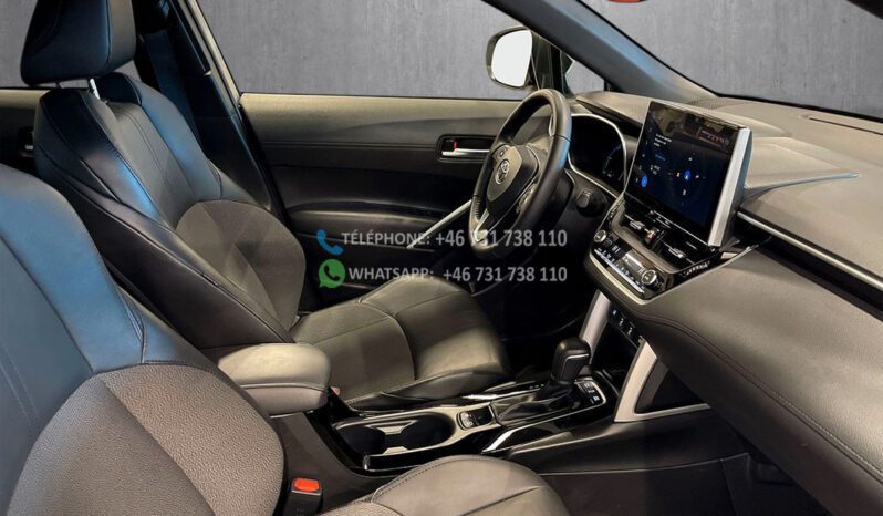 Toyota Corolla Cross 2,0 Hybrid AWD-i Executive* 2022 full