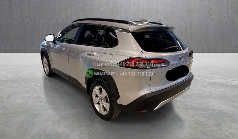 Toyota Corolla Cross 2,0 Hybrid AWD-i Executive* 2022 full