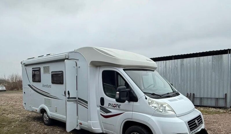 PILOTE P730 Aventura*2010 full