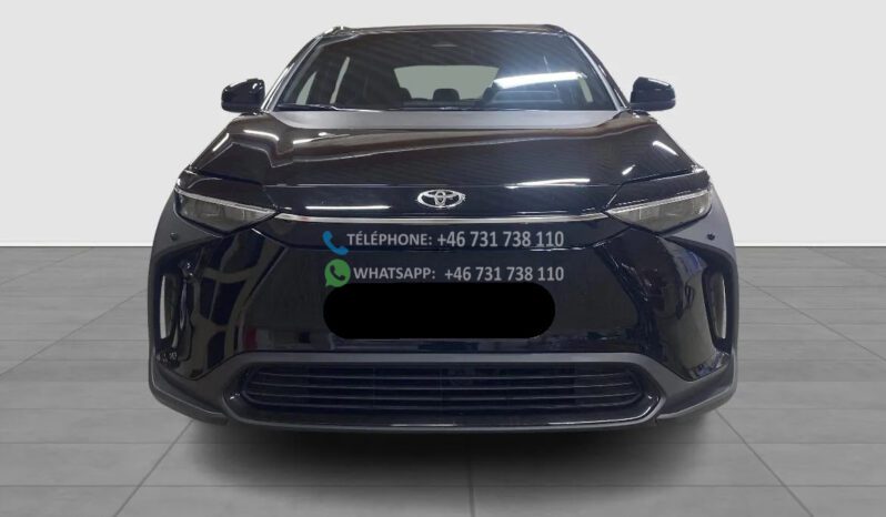 Toyota bZ4X AWD Active Comfort Package* 2023 full