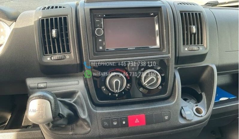 Fiat Ducato Lumière du soleil T67* 2016 full