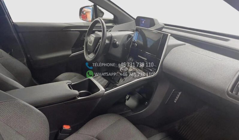 Toyota bZ4X AWD Active Comfort Package* 2023 full