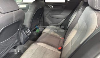 Volvo XC40 B4 FWD* 2024 full