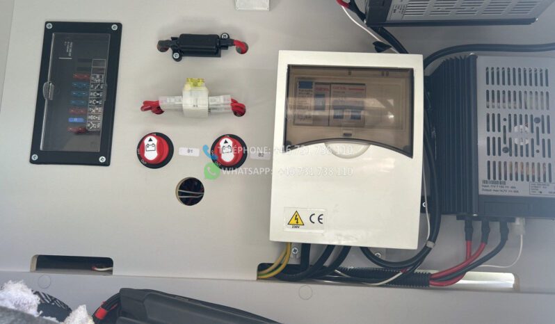 RENAULT FONT VENDOME MASTER VAN DUO*2022 full