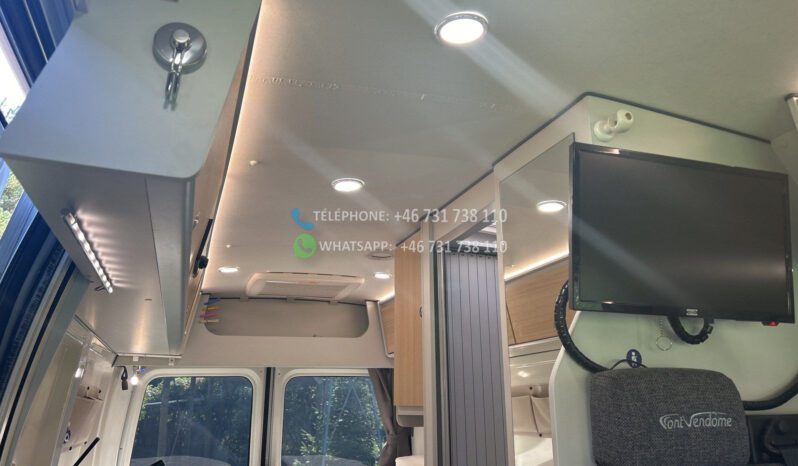 RENAULT FONT VENDOME MASTER VAN DUO*2022 full