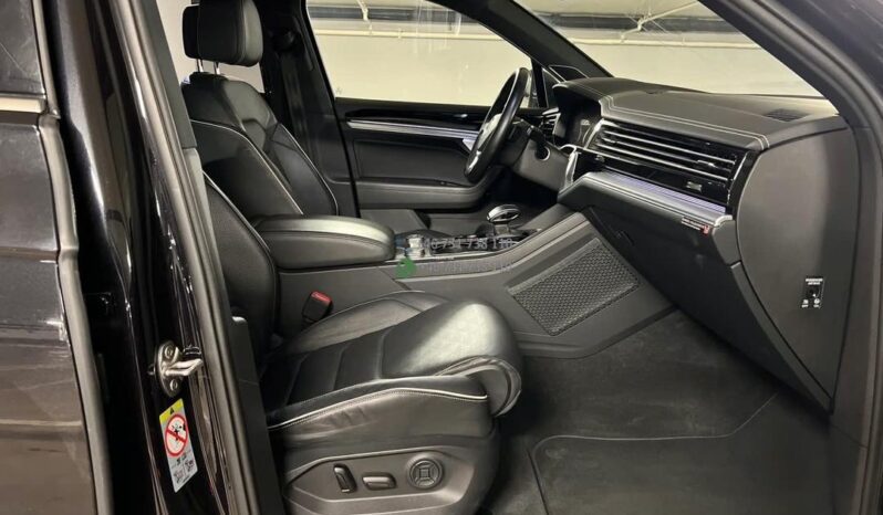 Volkswagen Touareg*2019 full