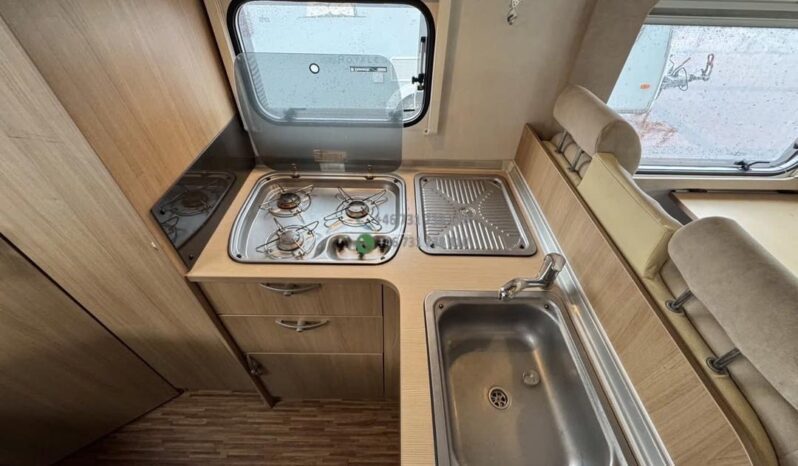 Bürstner T664 QUADRO*2009 full