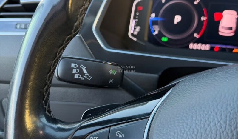 Volkswagen Tiguan Allspace*2020 full