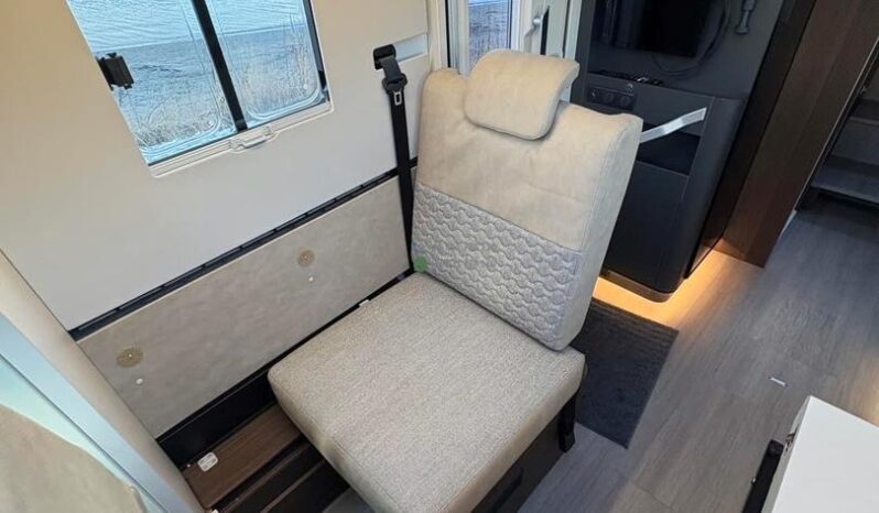 Adria Coral Supreme*2021 full