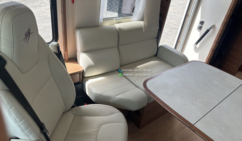 RAPIDO SERIE 8 866 F* 2023 full