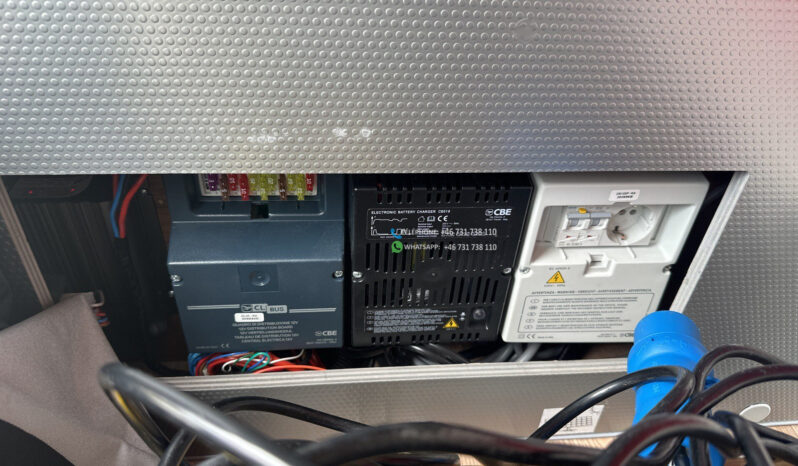 RAPIDO SERIE 8 866 F* 2023 full