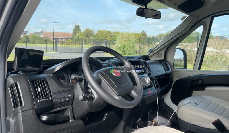 MC LOUIS GLAMYS 823* 2020 full