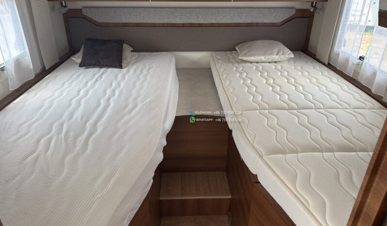 RAPIDO SERIE 8 866 F* 2023 full