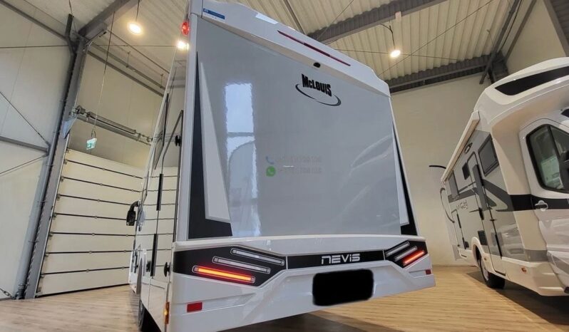 McLOUIS Nevis*2025 full