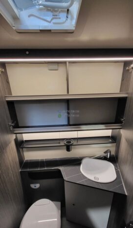 McLOUIS Nevis*2025 full