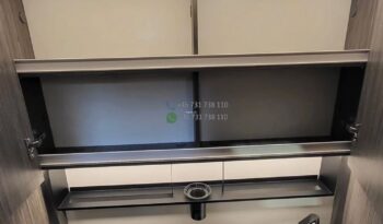 McLOUIS Nevis*2025 full