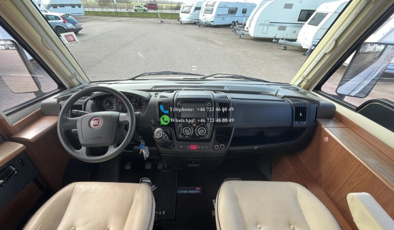 Eura Mobil IL 680 QB/ 2013 full