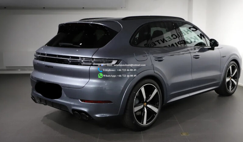 Porsche Cayenne E-Hybride/ SUV 2026 full